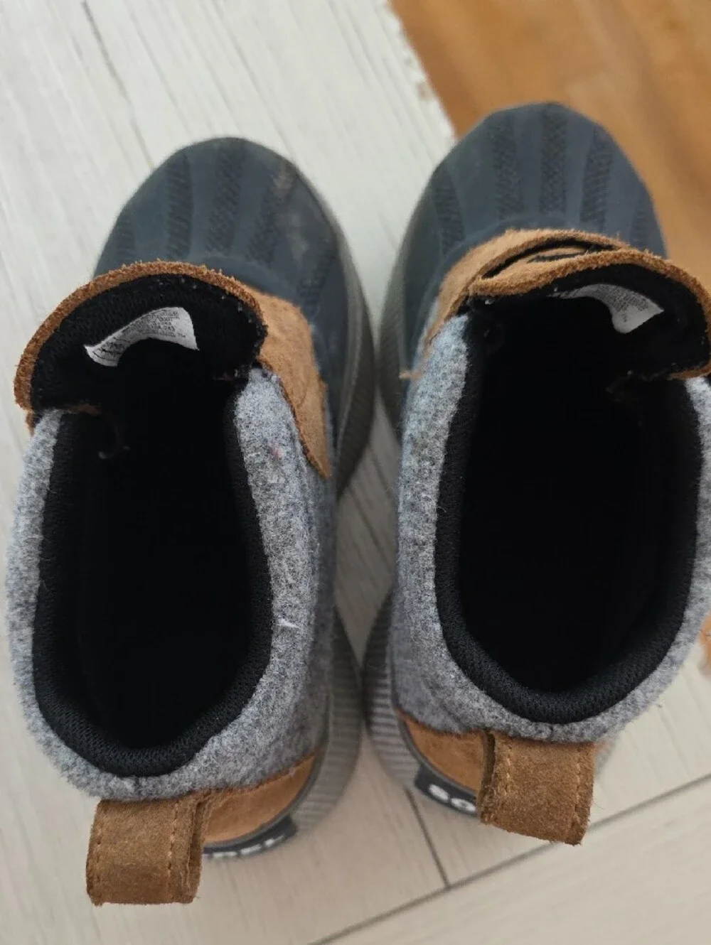 Sorel Kids Black Gray and Brown Pull-On Winter Boots